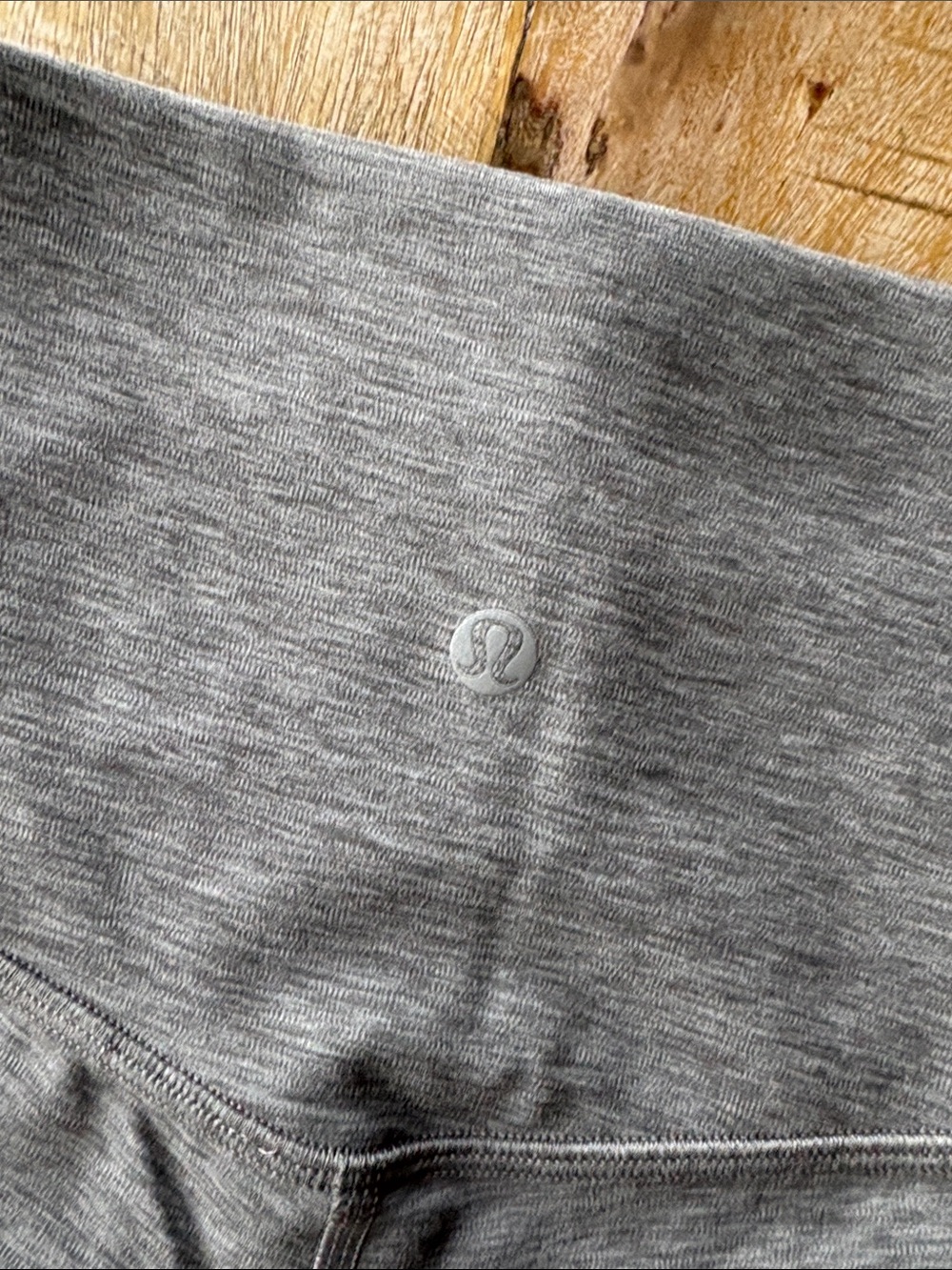 Lululemon High-Waist Spandex Women’s Shorts size 2 - Picture 4 of 7